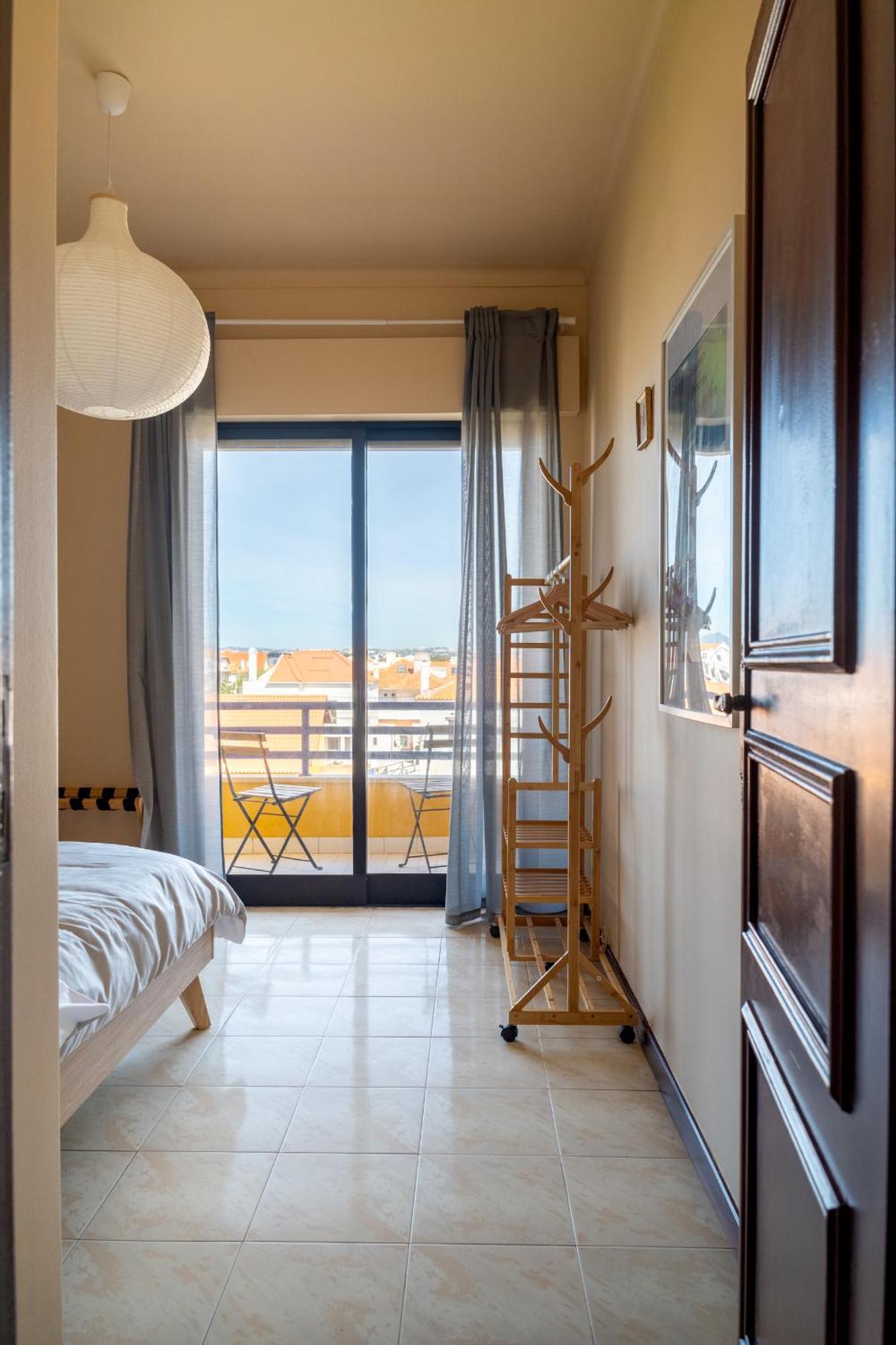 Sea View & Sundown, 150M From The Beach And Surf Spots Costa de Caparica Luaran gambar